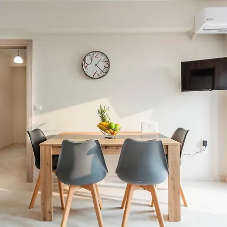 Verga'S Sunset Retreat - Kelly'S Seaview Escape 아파트 *